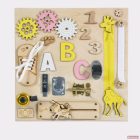 Moni Toys Montessori matatófal 30x30cm - zsiráfos