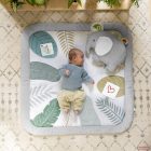 INGENUITY Játszószőnyeg párnával és mérföldkő kártyákkal Sprout Spot™ 0hó+