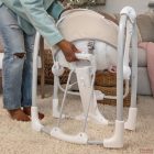 INGENUITY Átalakítható rezgő hinta adapterrel és dallamokkal Wynn™ 2in1, 0hó+ 9 kg-ig