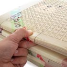 PETITE&MARS Összehajtható játszószőnyeg Campy (197x147cm) - Jungle&Hexagon