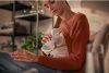 Avent kézi mellszívó Via pohárral +AJÁNDÉK 5db 180ml tejtároló edény,tetővel